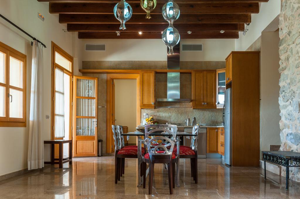 Agroturismo Son Burgues Petra  Εξωτερικό φωτογραφία